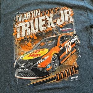 NASCAR Martin Truex Jr. T-Shirt Mens Medium